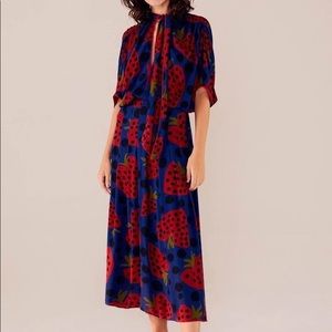 FARMrio Maxi Heartberry Dress Size M - NWT - No Longer Available Anywhere